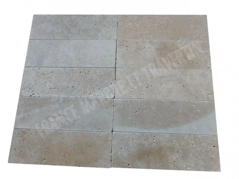 Travertin Classique Clair  20,3x61x1,2 cm 1'er Choix  Antique 35 € HT - m² - 02.webp