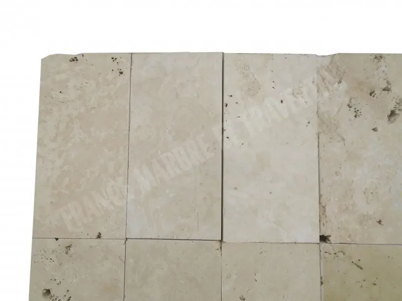 Travertin_Classique_Clair_Pave_15x30x3_cm_Rustique_37_C_HT_-_m_-_2.webp