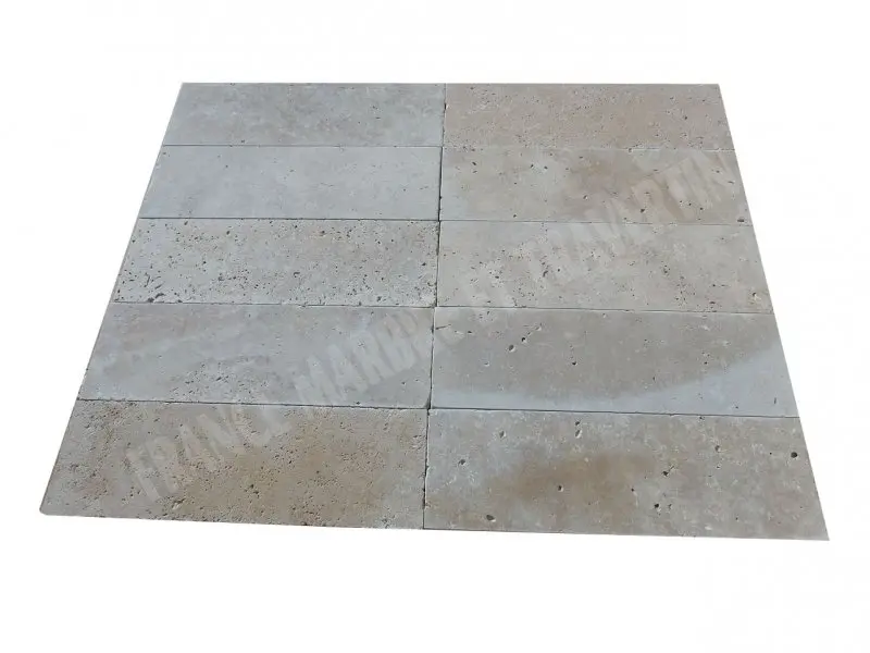 Travertin Classique Clair  20,3x61x1,2 cm 1'er Choix  Antique 35 € HT - m².webp