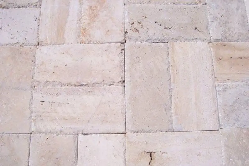 Travertin Classique Rustique Pavée Brossée 15x30x3 cm 35€HT-m²- 04.webp