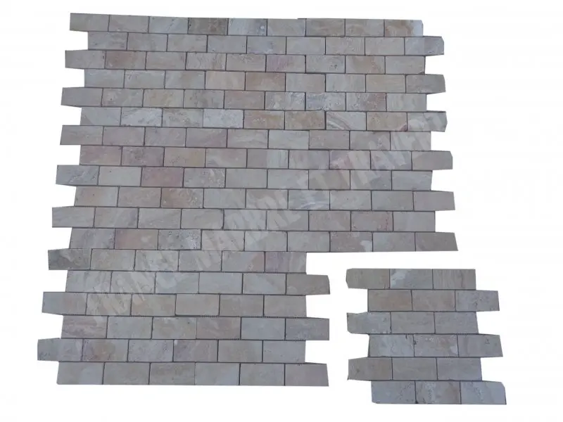 Travertin_Leonardo_48x10_cm_Mosaique_Antique_1er_Choix_9_C_HT_-_plaque_-_01.webp