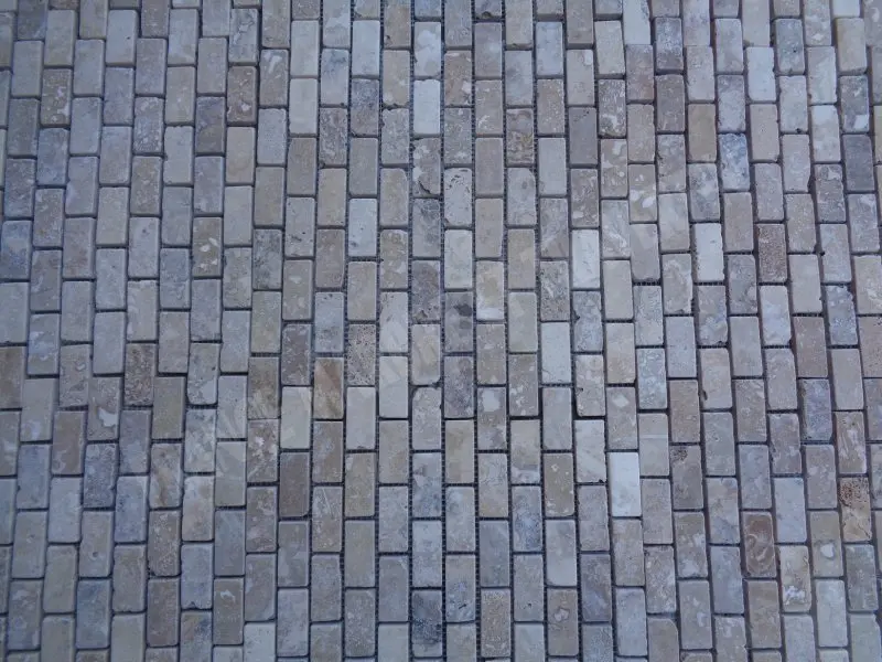 Travertin_Philadelphia_Mosaique_23x48_cm_Antique_Rustique_6_C_HT_-_plaque_-_04.webp