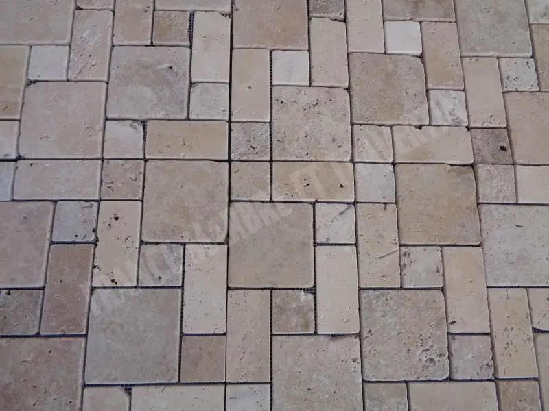 Travertin Classique Mosaique Opus Romain 3 Format Rustique Antique 7 € HT - plaque 3.webp