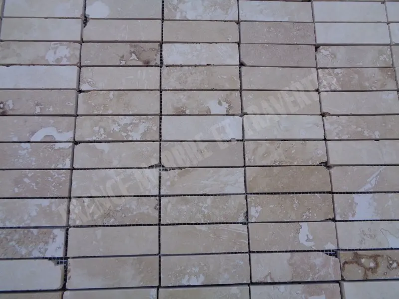 Travertin Classique Beige Mosaique 3x10 cm Adoucie Rustique 6 € HT - plaque - 04.webp