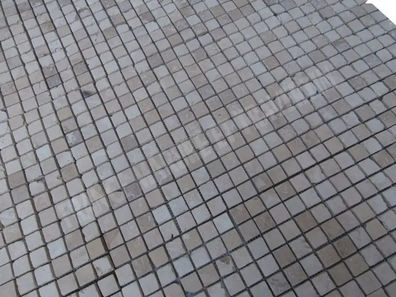 Travertin Classsique Beige 2,3x2,3 cm Mosaique Rebouche Antique Rustique 5 € HT - Plaque - 04.webp