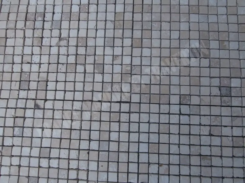 Travertin Classsique Beige 2,3x2,3 cm Mosaique Rebouche Antique Rustique 5 € HT - Plaque - 03.webp