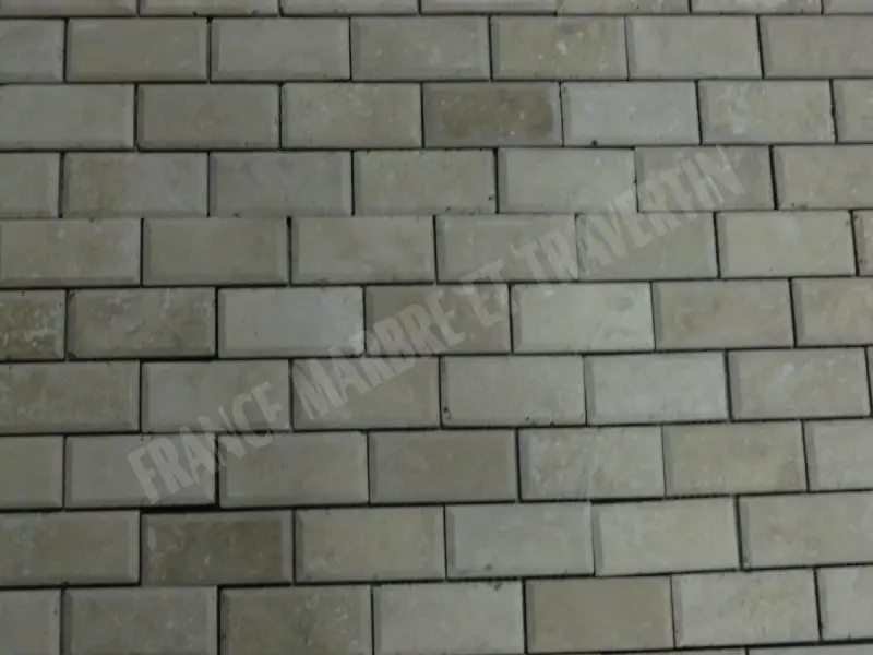 Travertin Classique Adoucie 4,8x10 cm Chanfreiné 10 € HT - plaque - 03.webp