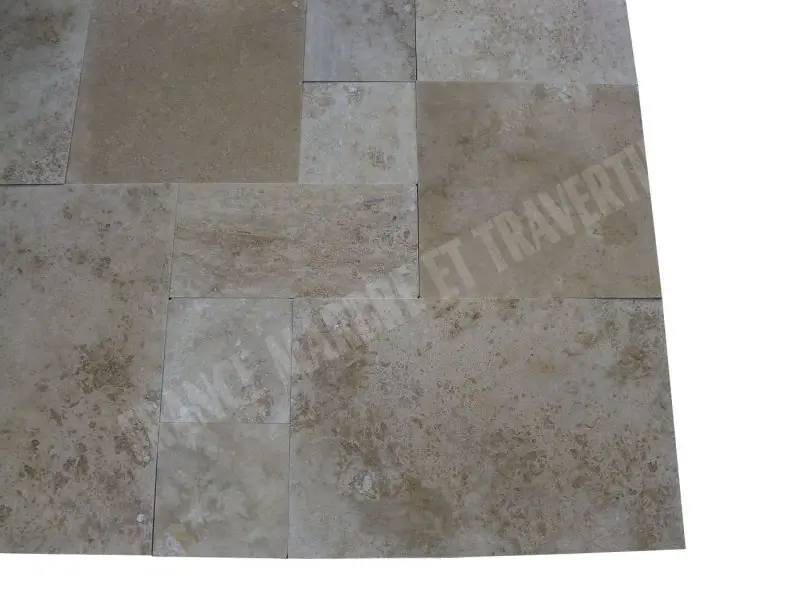 Travertin Classique Opus Romain Adoucie 1'er Choix 35 € HT - m² - 04.webp