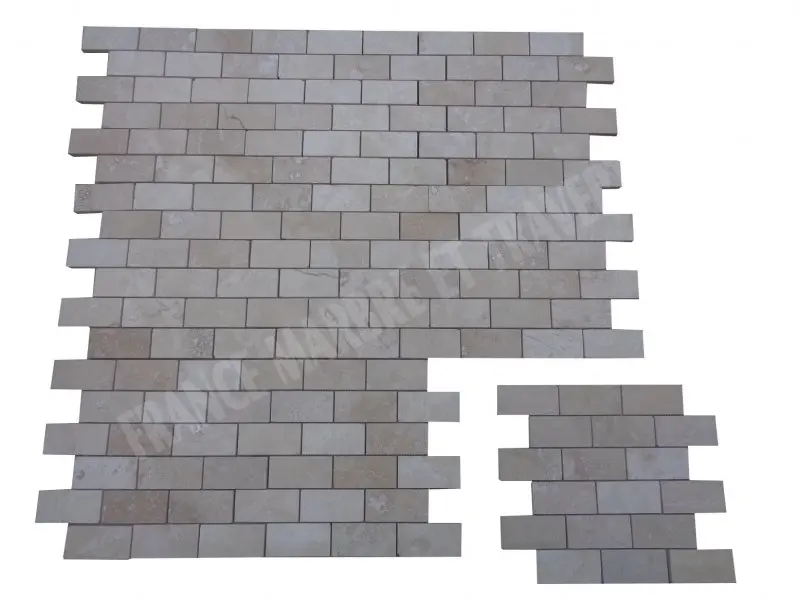 Travertin Classique Clair Mosaique 4,8x10 cm Poli 1'er Choix 9 € HT - plaque - 01.webp