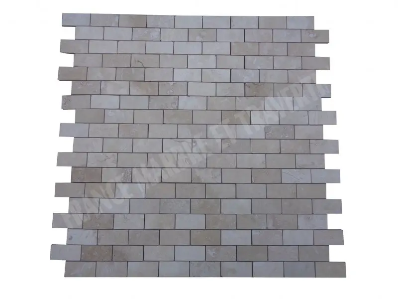 Travertin Classique Clair Mosaique 4,8x10 cm Poli 1'er Choix 9 € HT - plaque - 02.webp
