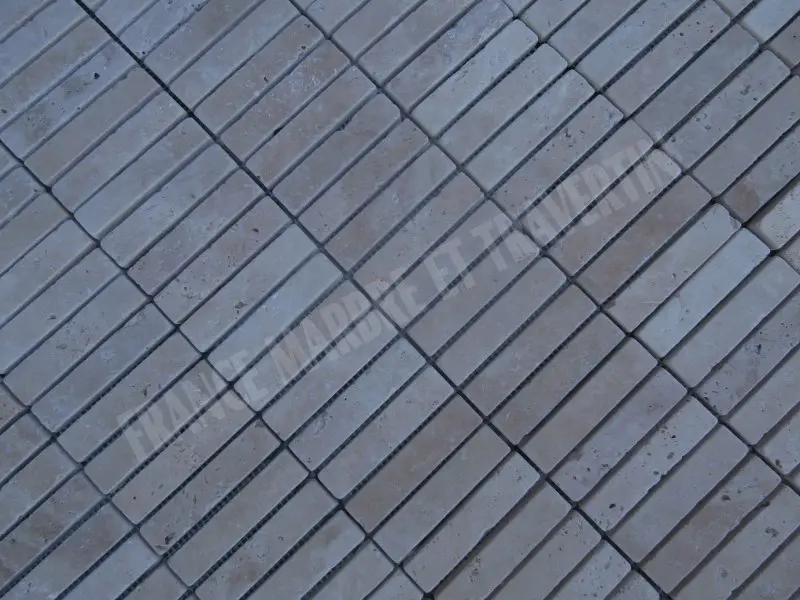 Travertin Classique Clair 2,3x10 cm Mosaique 1'er Choix Antique 14 € HT - plaque - 04.webp