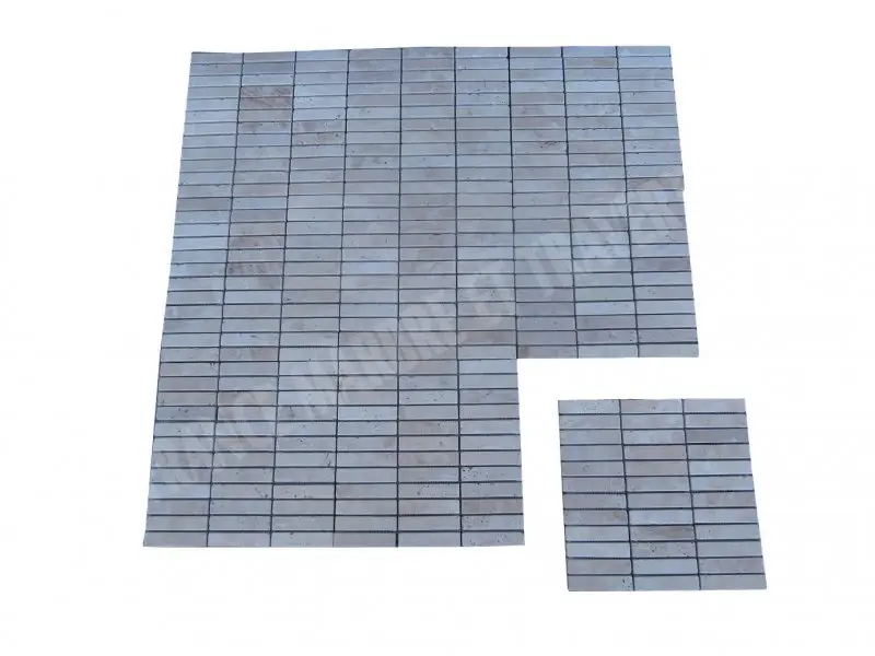 Travertin Classique Clair 2,3x10 cm Mosaique 1'er Choix Antique 14 € HT - plaque - 01.webp