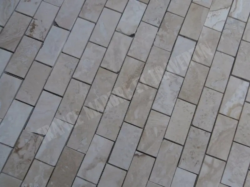 Travertin Ivoire 4,8x10 cm Mosaique Rebouche Adoucie Rustique 5 € HT - Plaque - 04.webp