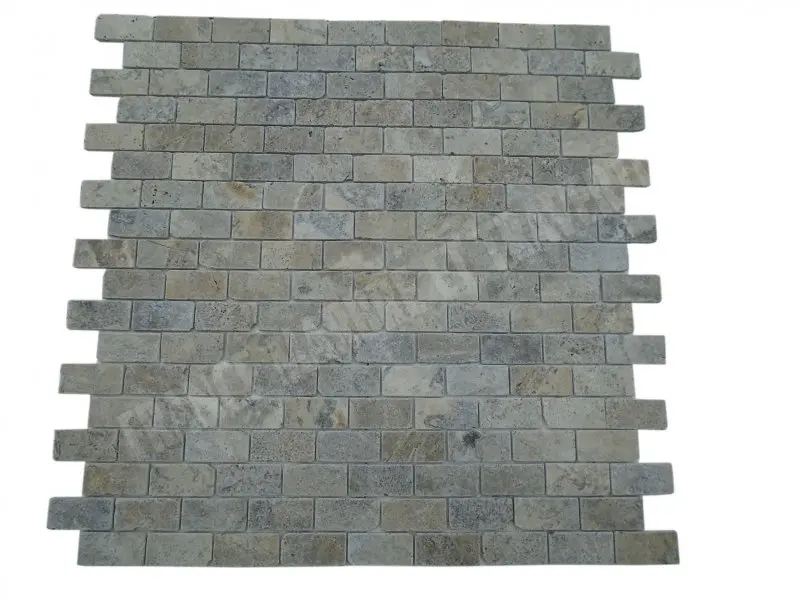 Travertin_Gris_Silver_Mosaique_48x10_cm_Antique_Rustique_7_C_HT_-_plaque_-_02.webp