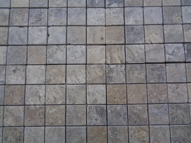 Travertin_Gris_Silver_48x48_cm_Mosaique_Antique_1er_choix_8_C_HT_-_plaque-10.webp