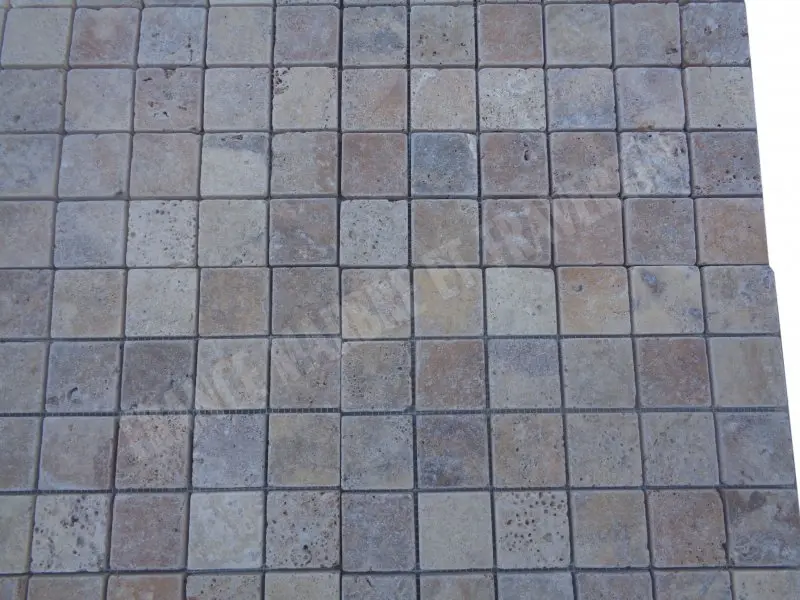 Travertin_Scabos_48x48_cm_Mosaique_Antique_1er_Choix_8_C_HT_-_plaque_-_03.webp