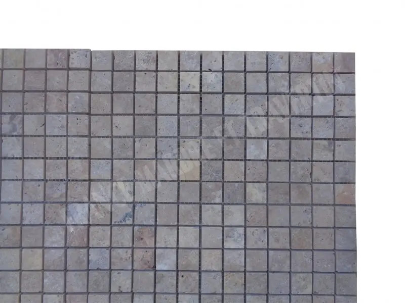 Travertin_Scabas_Mosaique_23x23_cm_Adouci_1er_Choix_8_C_HT_-_plaque_-_04.webp