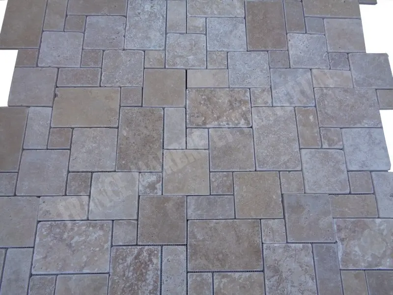Travertin_Noce_Mosaique_Big_Opus_Romain_Antique_1er_Choix_8_C_HT_-_plaque_-_03.webp