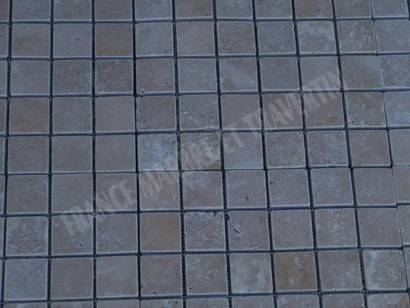 Travertin Noce Mosaique 4,8x4,8x1 cm Antique 1'er choix 9 € HT - plaque - 02.webp