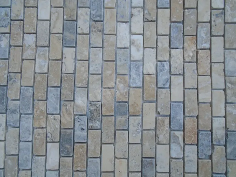 Travertin_Mixte_23x48_cm_Mosaique_Antique_1er_Choix_8_C_HT_-_Plaque_-_03.webp