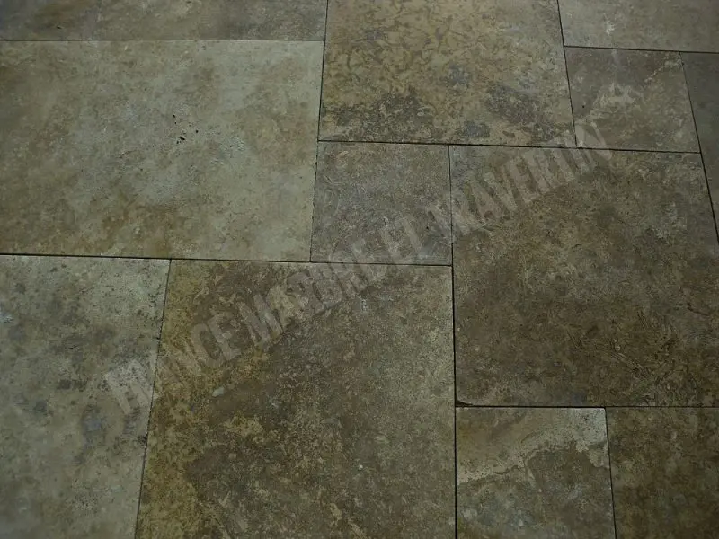 Travertin Walnut Opus Romain Adoucie 1,2 cm Rustique 28 € HT-m².webp