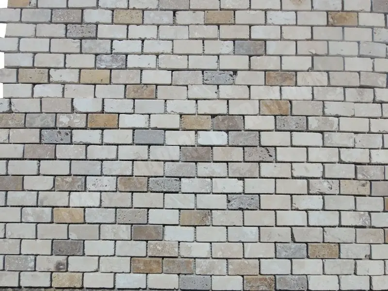 Travertin Mixte 2,3x4,8 cm Mosaique Rebouche Antique Rustique 5 € HT - Plaque - 04.webp