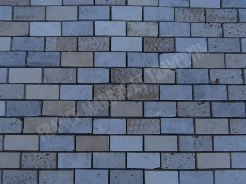 Travertin Mixte Mosaique 2,3 x 4,8 cm Brut scie  1'er choix 7 € HT - plaque - 01.webp
