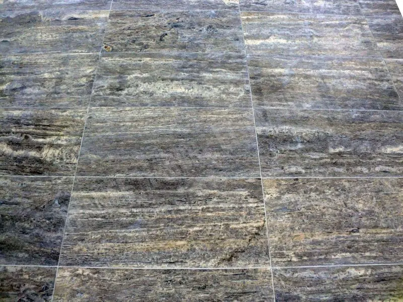 Travertin Gris Veine 30,5x61x1,2 cm Adoucie 1'er choix 45 € HT-m² - 04.webp