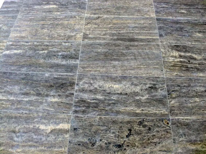 Travertin Gris Veine 30,5x61x1,2 cm Adoucie 1'er choix 45 € HT-m² - 02.webp