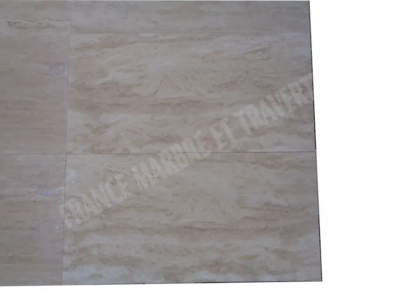 Travertin_Classique_Veine_305x61x12_cm_Poli_1er_Choix_42_C_HT_-_m_-_03.webp