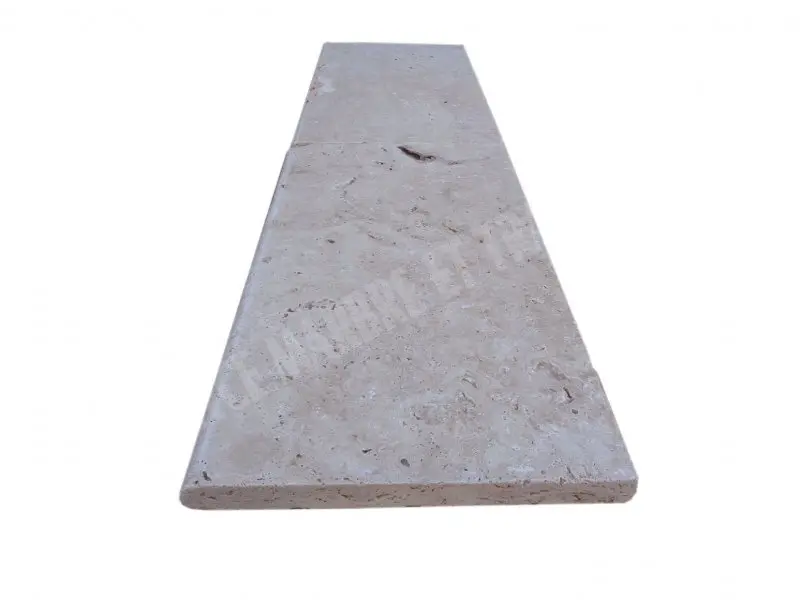 Travertin_Classique_Margelle_33x61x3_cm_Rustique_Antique_9_C_HT_-_pice-01.webp