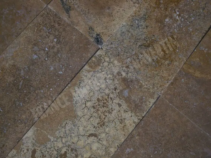 Travertin Walnut 30,5x61x1,2 cm Rustique Adoucie 25 € HT -m² - 03.webp