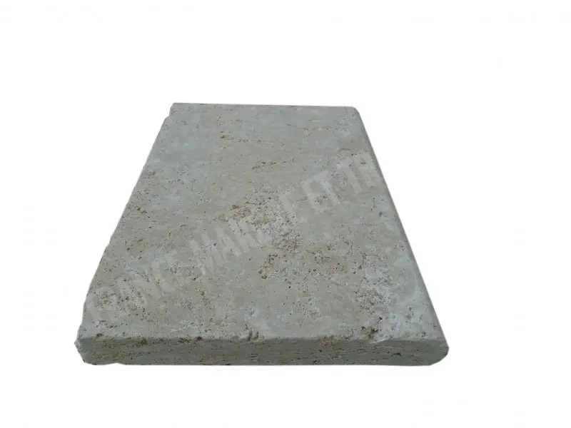 Travertin_Classique_Margelle_Arrondi_406x61x5_cm_Rustique_27_C_HT_-_Pice_-_02.webp
