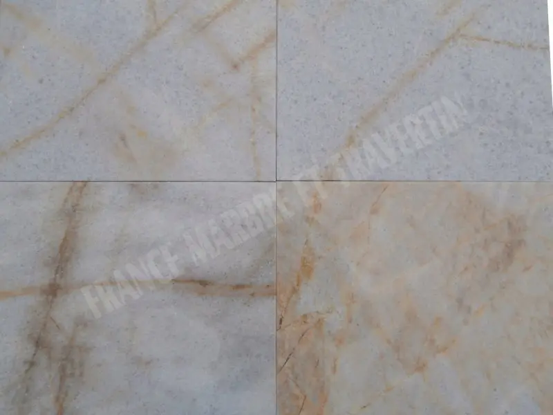 Marbre Blanc Fumèe 30,5x30,5x1 cm Polie Rustique 29 € HT - m² - 02.webp