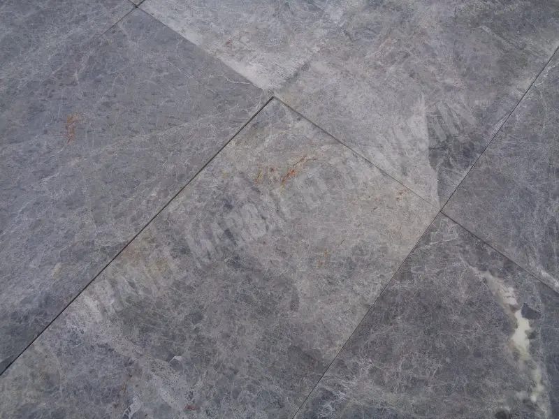 Marbre Sirius Gris 30,5x61x1,25 cm Adoucie Rustique 32 € HT - m² - 03.webp