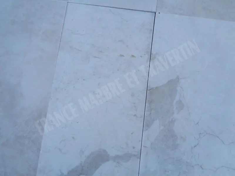 Marbre Beige Marfil Light Pearl Polie 30,5x61x1,25 cm Rust. 39 € HT - m² - 04.webp