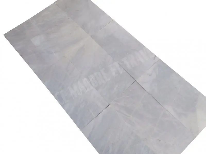 Marbre Gris Fumée 30,5x61x1,25 cm Polie Rustique 35 € HT - m² - 04.webp