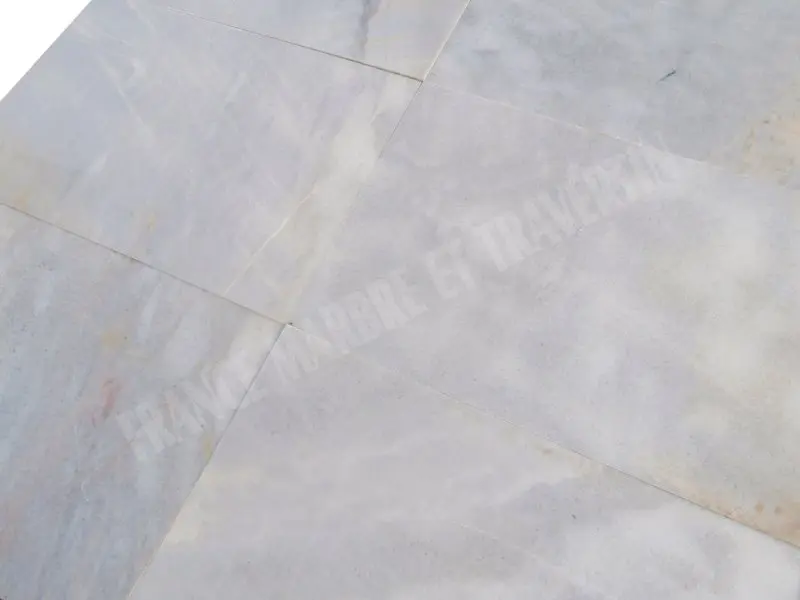 Marbre Gris Fumée polie 40,6x61x1,25 cm Rustique 28 € HT - m² - 03.webp