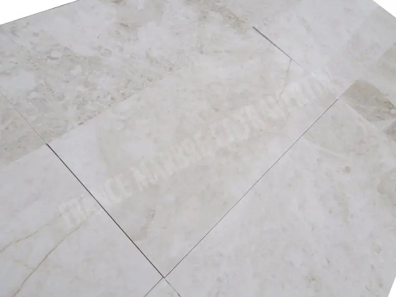 Marbre Beige Marfil Cappuccino polie 30,5x61x1,5cm Rustique 32 € HT - m² - 02.webp