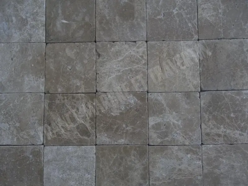 Marbre Emperador 10x10x1cm Antique Rustique 30 € HT - m² - 02.webp