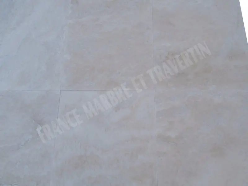 Travertin Ivoire Blanc 40,6x61x1,2 cm Adoucie 1'er choix  47 € HT - m² - 01.webp