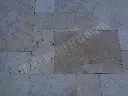 Travertin_Classique_Opus_Romain_2_cm_Rustique_Antique_26_C_HT_-_m_-_02.webp