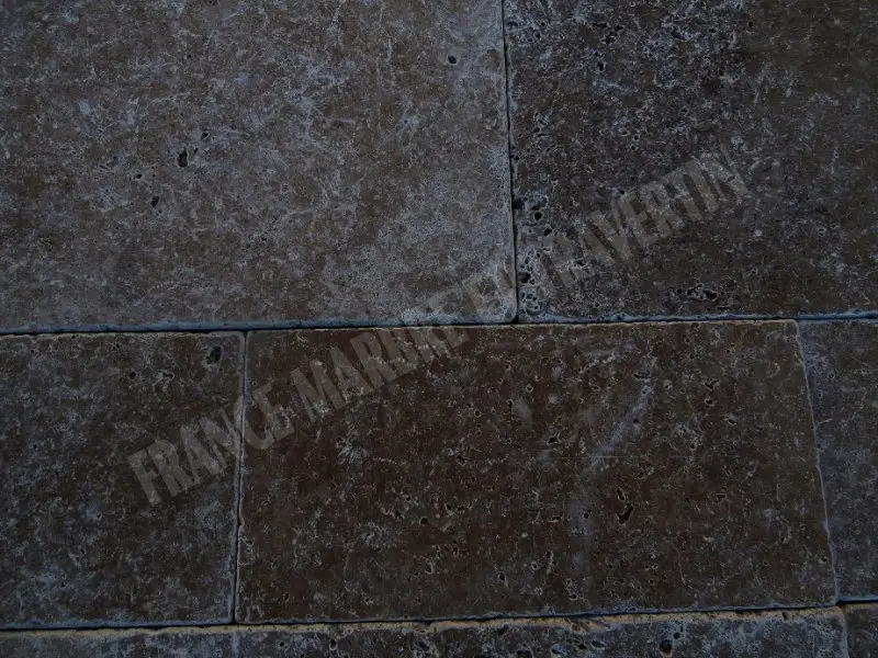 Travertin Noce Marron Opus Romain 3 cm Antique 1'er Choix 49 € HT - m² - 02.webp