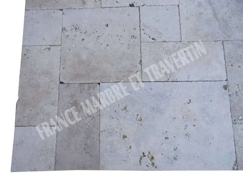 Travertin_Classique_Sable_Opus_Romain_3_cm_Rustique_30_C_HT_-_m_-_03 (1).webp