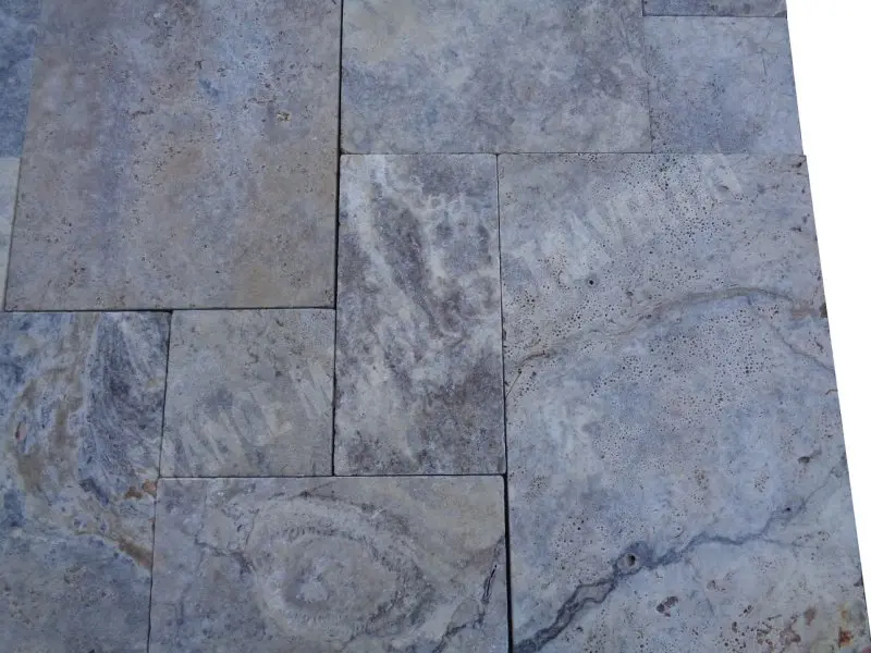 Travertin_Gris_Opus_Romain_3_cm_Antique_Rustique_42_C_HT_-_m-06.webp