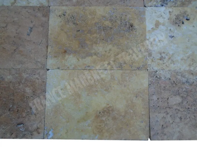 Travertin_Jaune_406x61x12_cm_Antique_Rustique_39_C_HT_-_m_-_02.webp