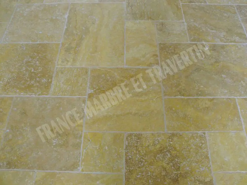 Travertin Jaune Big Opus Romain 