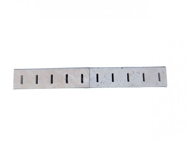 Travertin Beige Grille Rainure +  Plastique Caniveau   