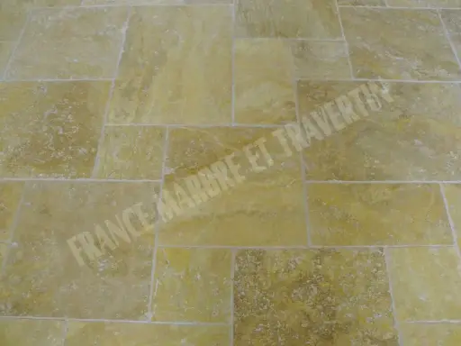 [x] Travertin Jaune Big Opus Romain 
